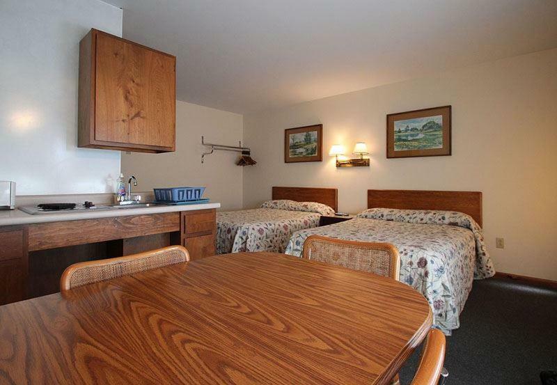 Dolphyn Motel Хэмптон Экстерьер фото