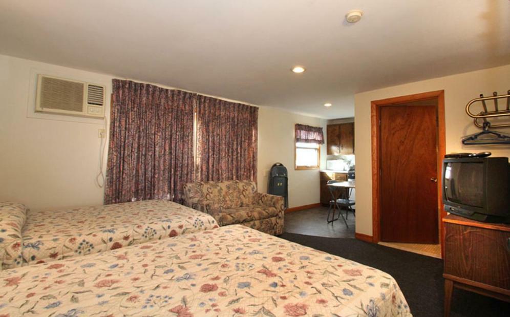 Dolphyn Motel Хэмптон Экстерьер фото